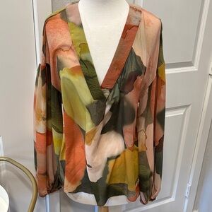 EUC Hutch Women's Blouse in Orange, Green, and Cream Abstract